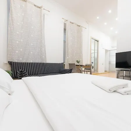 Apartment Kievaccommodation In The Center 24h Self Check-in *